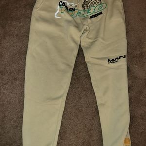 Boohoo sweatpants size medium